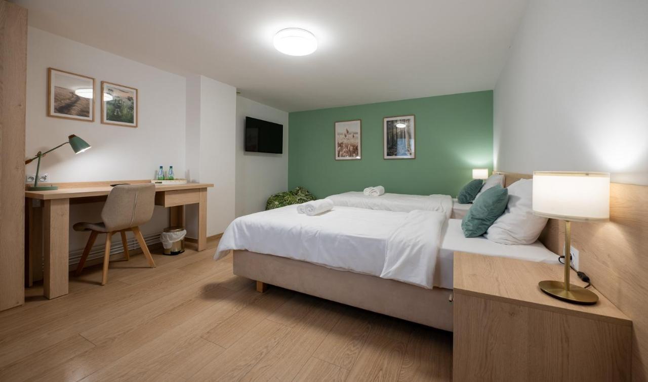 Szumi Las Events & Apartments Regimin Eksteriør bilde